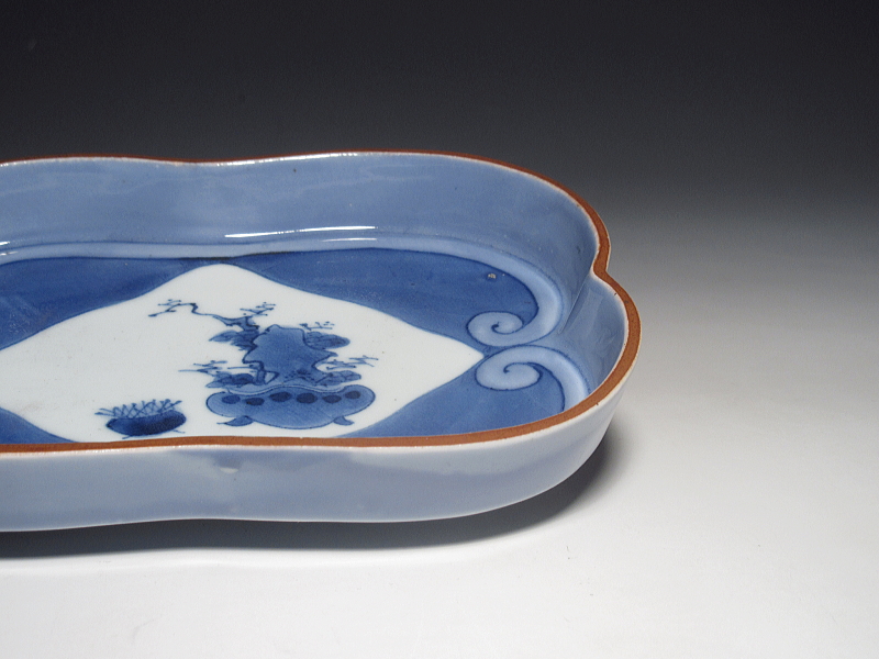古伊万里 藍九谷 薄瑠璃釉染付 盆栽文 軍配形変形皿【寛文】 ｜ 古陶磁