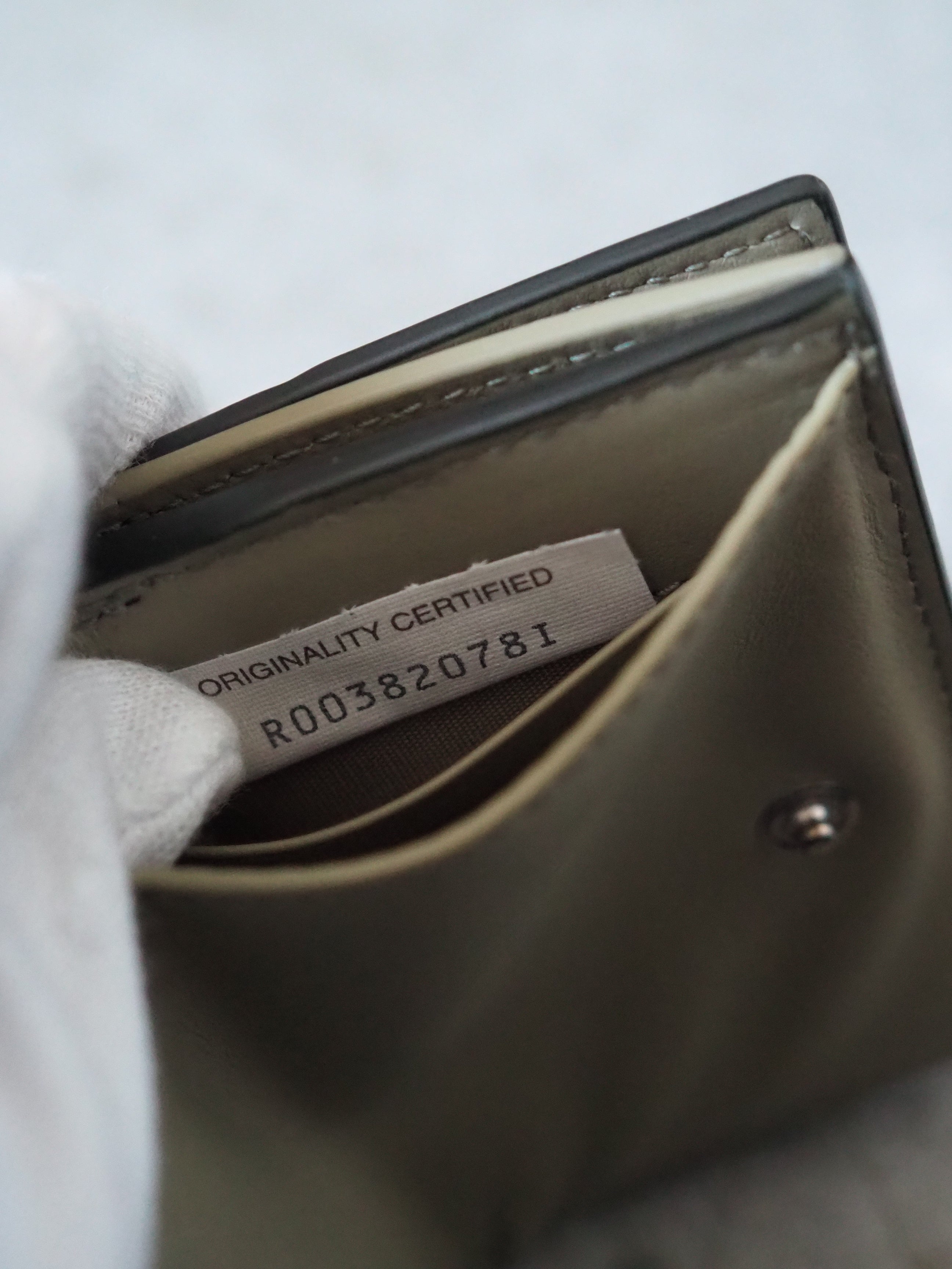 BOTTEGA VENETA マキシイントレチャート ウォレット ミニ 財布 三