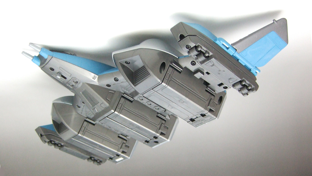 CVシリーズ 大型輸送戦闘機 DXピースキャリー ウルトラマンガイア