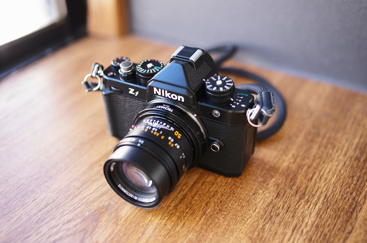 最短45cmまで寄れるSummilux 50mm F1.4 ASPH. 11728を買いました