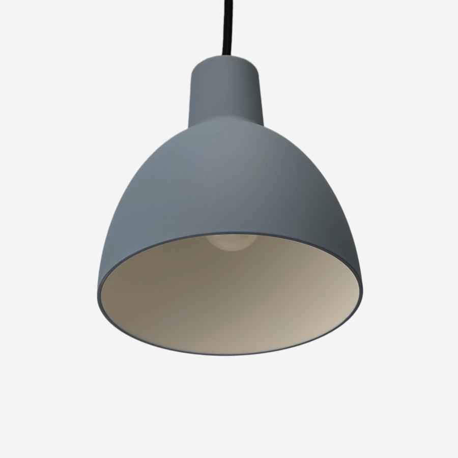 Louis Poulsen | TOLDBOD 120 ペンダントランプ ブルーグレー｜【公式