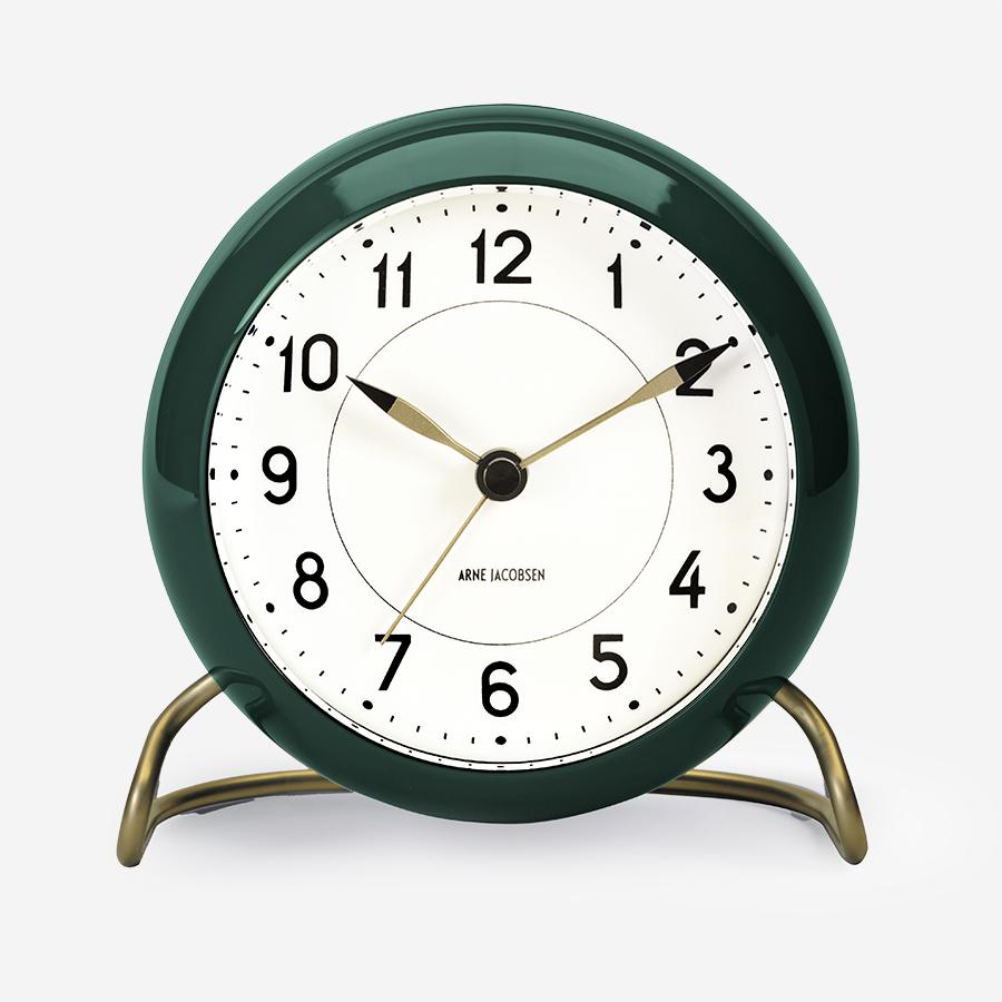 ARNE JACOBSEN STATION テーブルクロック GREEN｜【公式】ACTUS online