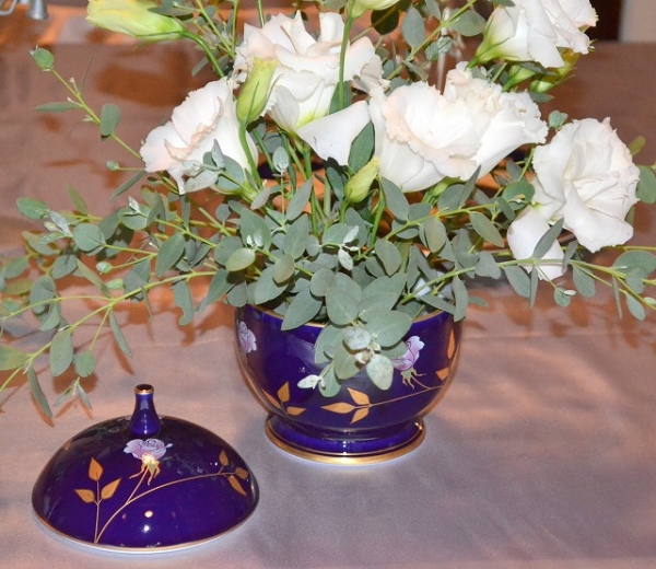 ルリ薔薇）キャンディーポット|有田焼の老舗-香蘭社オンラインショップ