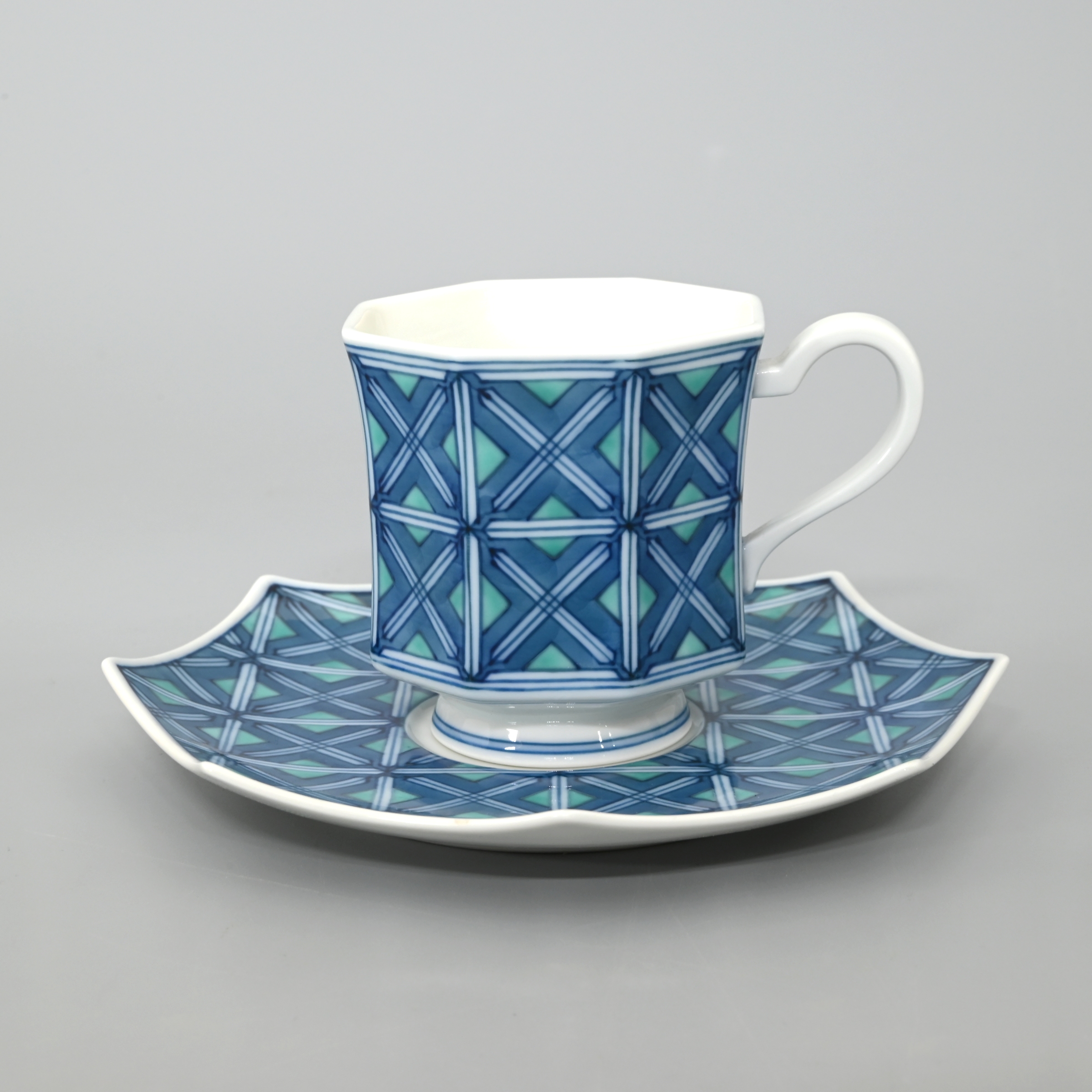 青華緑彩更紗文）コーヒーカップ＆ソーサー|有田焼の老舗-香蘭社