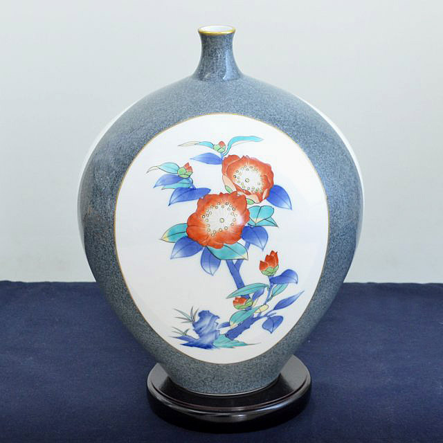 吹墨肥後三花）花瓶|有田焼の老舗-香蘭社オンラインショップ