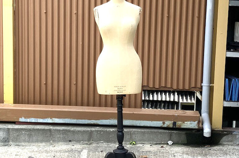 フランスアンティーク木製レディーストルソー/女性ボディ/マネキン90