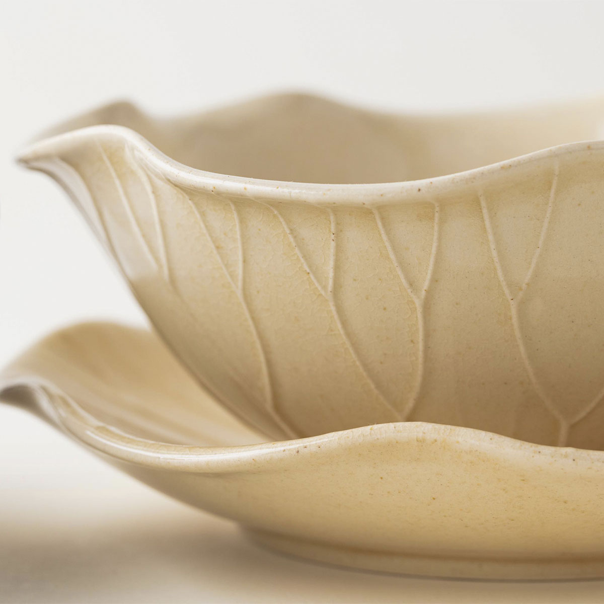 蓮の葉カップ&ソーサー（黄）[ハスノハカップアンドソーサー(キイ