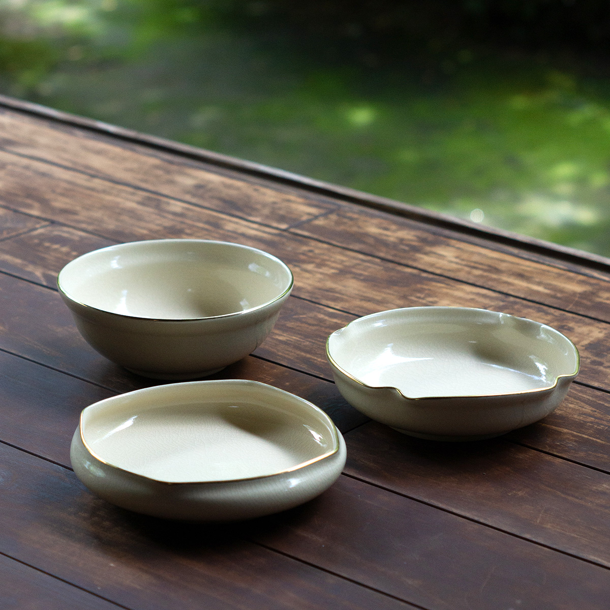 白薩摩四方小鉢[シロサツマシホウコバチ]｜沈壽官窯（ちんじゅかんがま