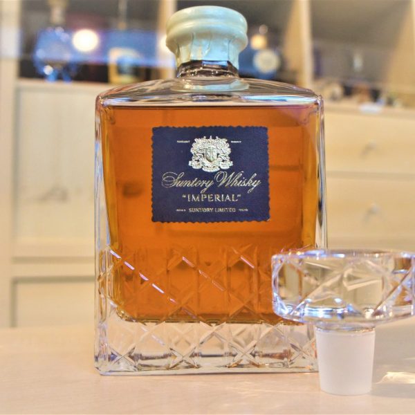 未開栓 SUNTORY インペリアルカガミクリスタル 600ml 国産ウイスキー