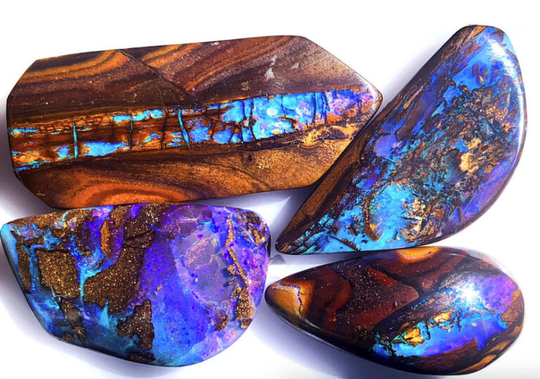 木の化石オパール