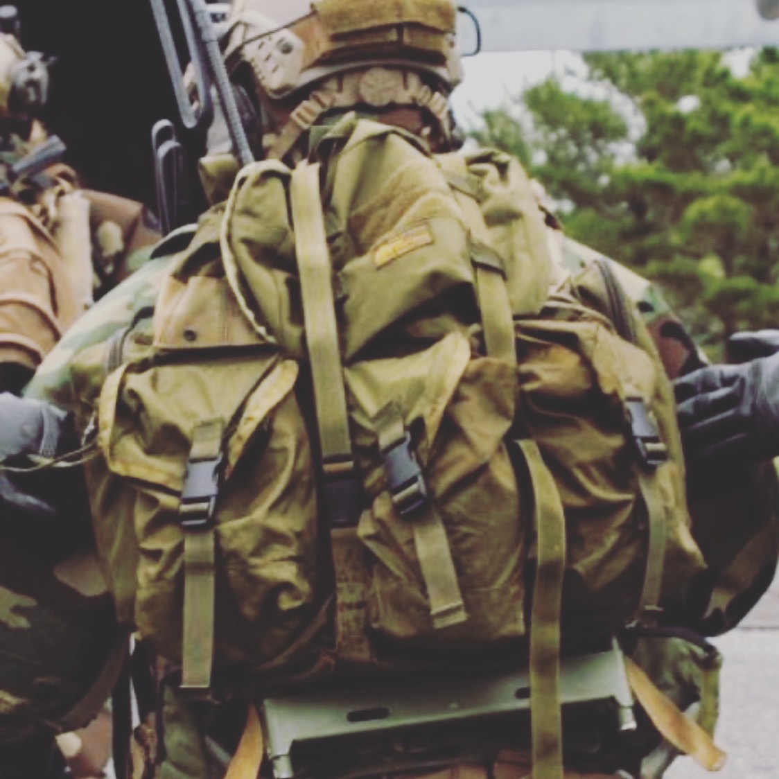 米軍近代化運搬装備アリスパック。使い方・サイズ別容量・フレーム構造