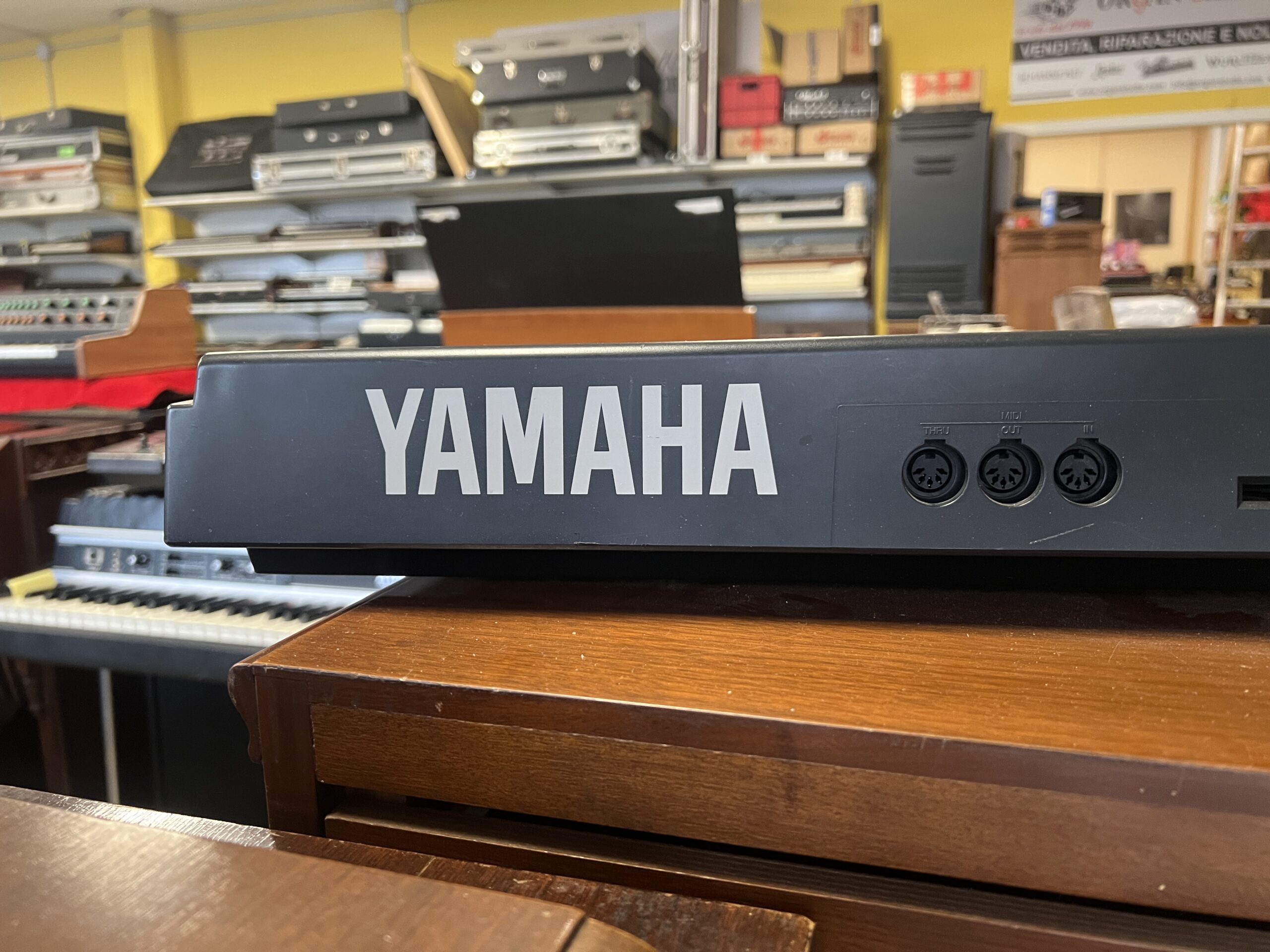 Yamaha SY22 | Organ studio
