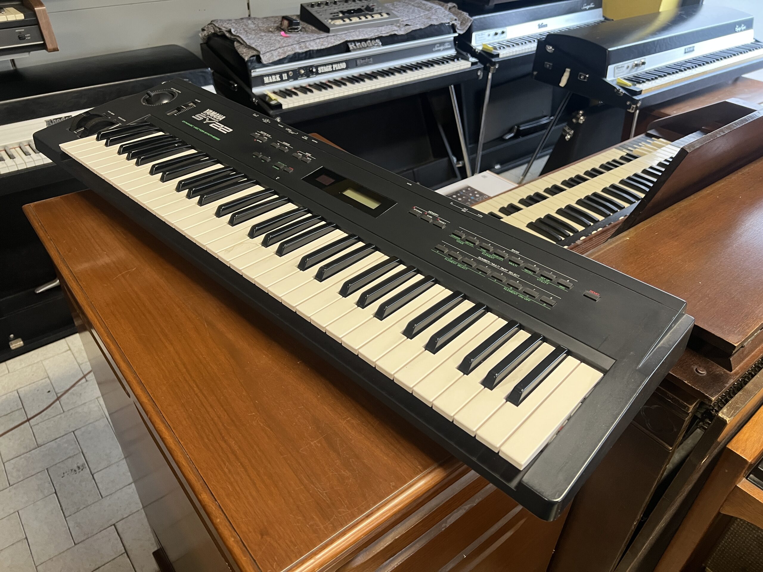 Yamaha SY22 | Organ studio