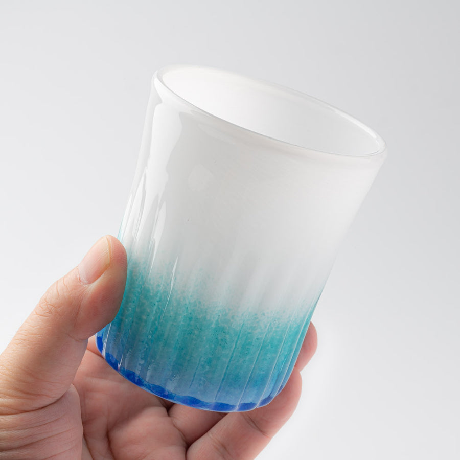 グラスアート藍 ラグーン グラス ¥2,970 大人の焼き物