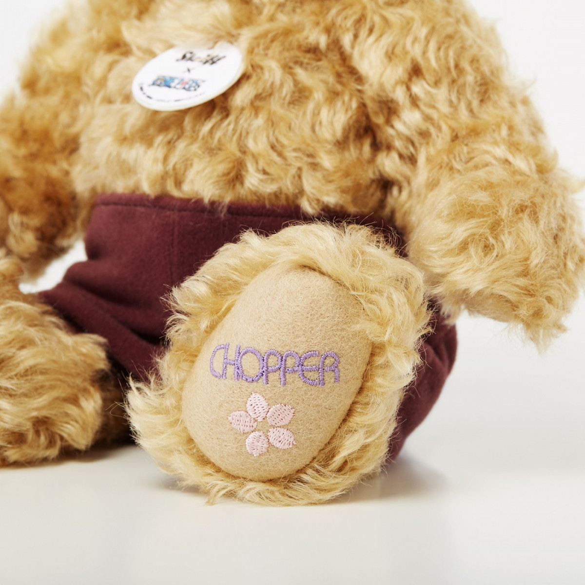 ONE PIECE』チョッパーとシュタイフがコラボ！ 4万円の青鼻テディベア