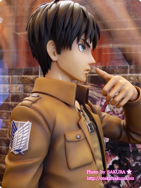 進撃の巨人 リヴァイ エレン セブンイレブン 等身大マルチクロス