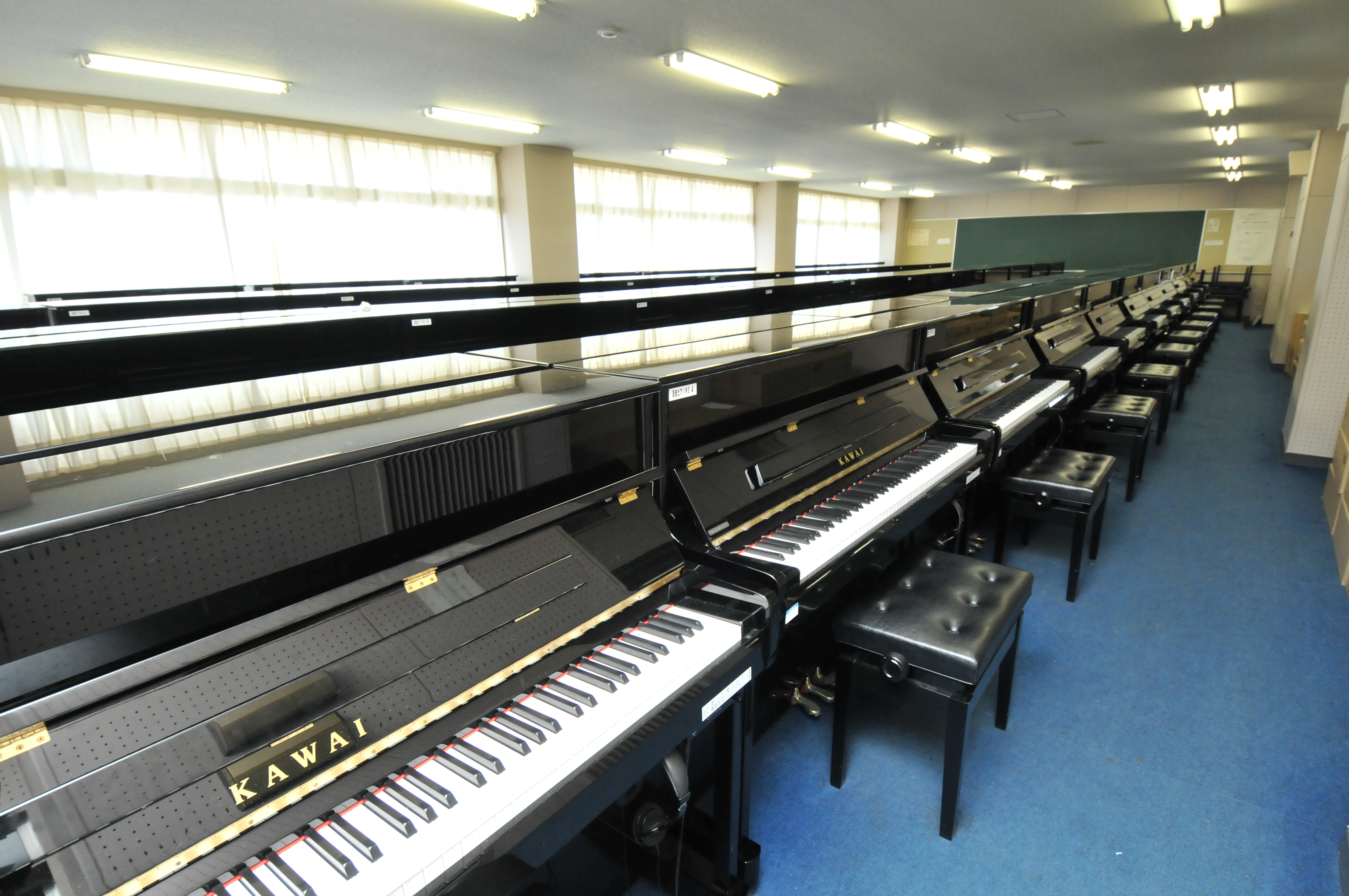 世界最高峰のピアノが寄贈されました！ | SEITOKU Finew | 聖徳大学