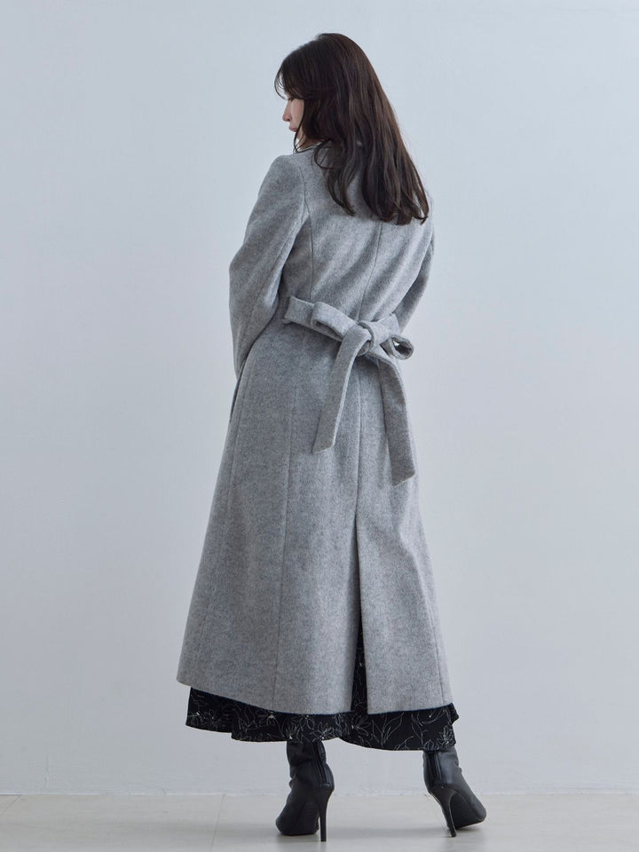 理想のチェスターコート 25AW：ライトグレー│胸が大きな女性のための