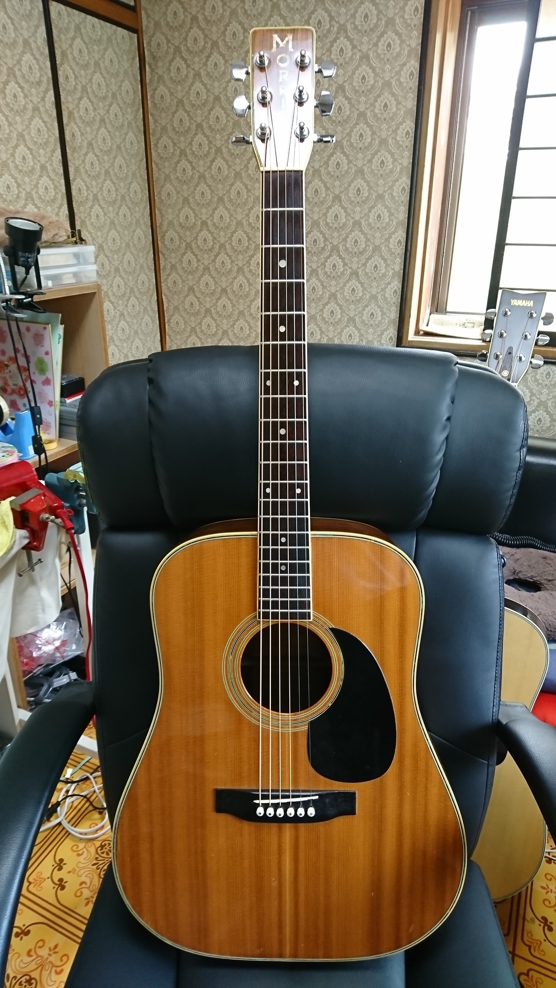 モーリス アコースティックギター Morris W-60 ハードケース付き