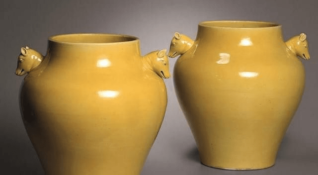 天韵阁分享——清代黄釉瓷器的收藏价值_搜狐网