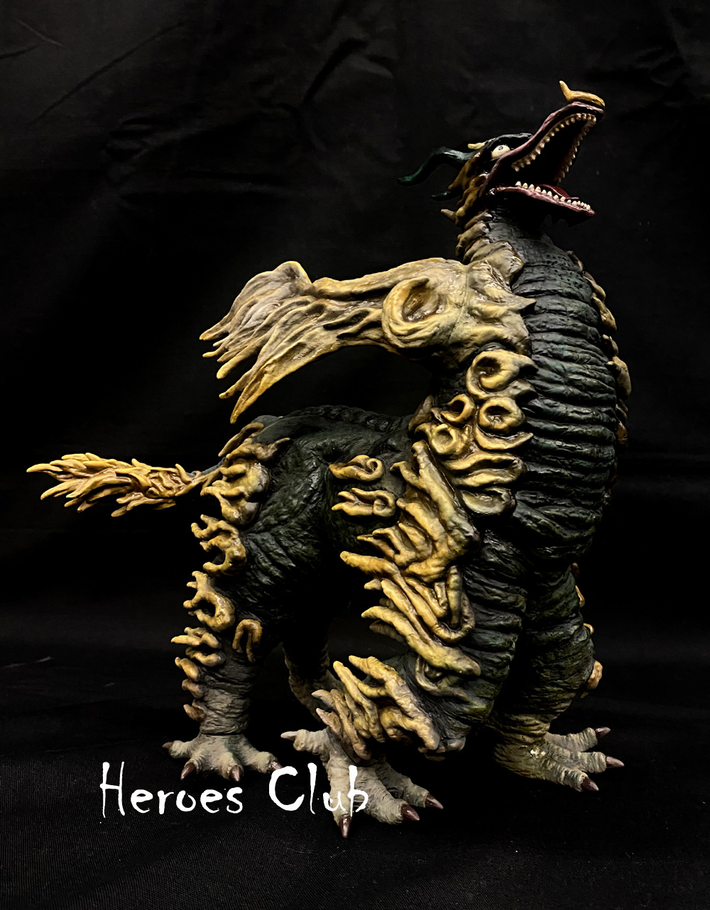 ドドンゴ ウルトラマン 怪獣 フィギュア Amazon.co.jp: ミイラ怪獣