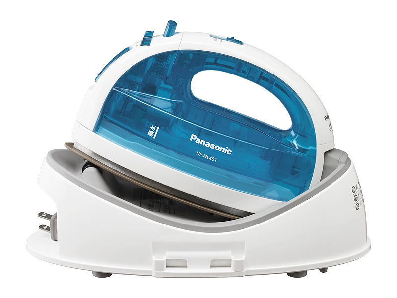 パナソニック スチームアイロン 衣類スチーマー NI-FS40A-W ホワイト