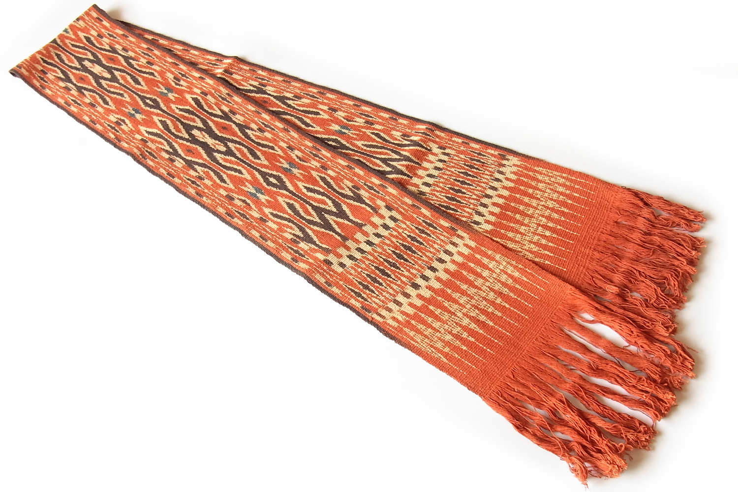 インドネシア スラウェシ島 トラジャ族のイカット8 インドネシア