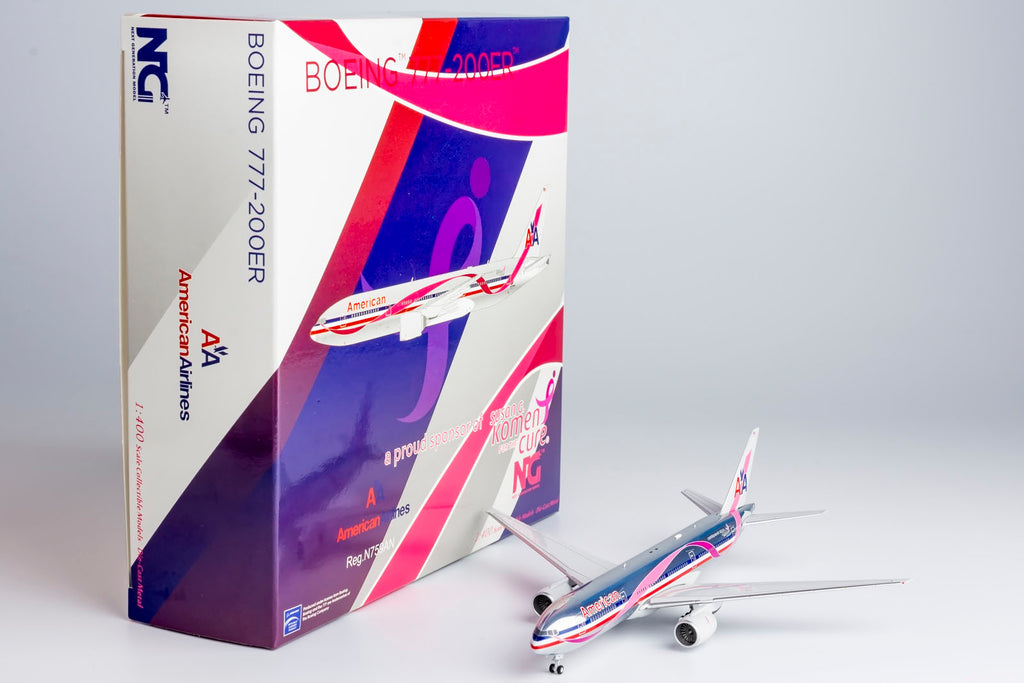 美品]PACMIN B777-200ER アメリカン航空 台座付き 1/200 美品]PACMIN