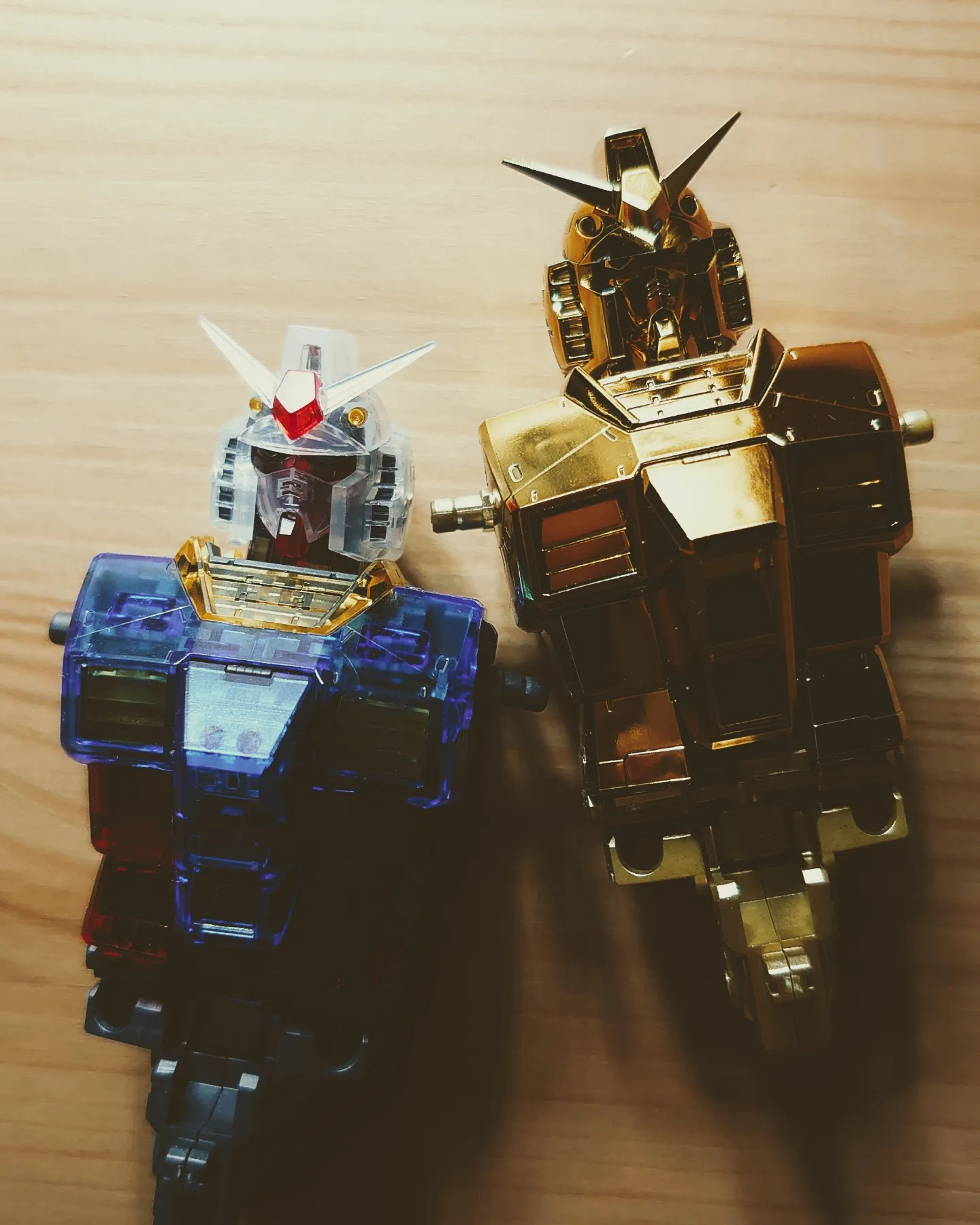 ガンダムベース限定MG「1/100 RX-78-2 ガンダム Ver.3.0 [ゴールド