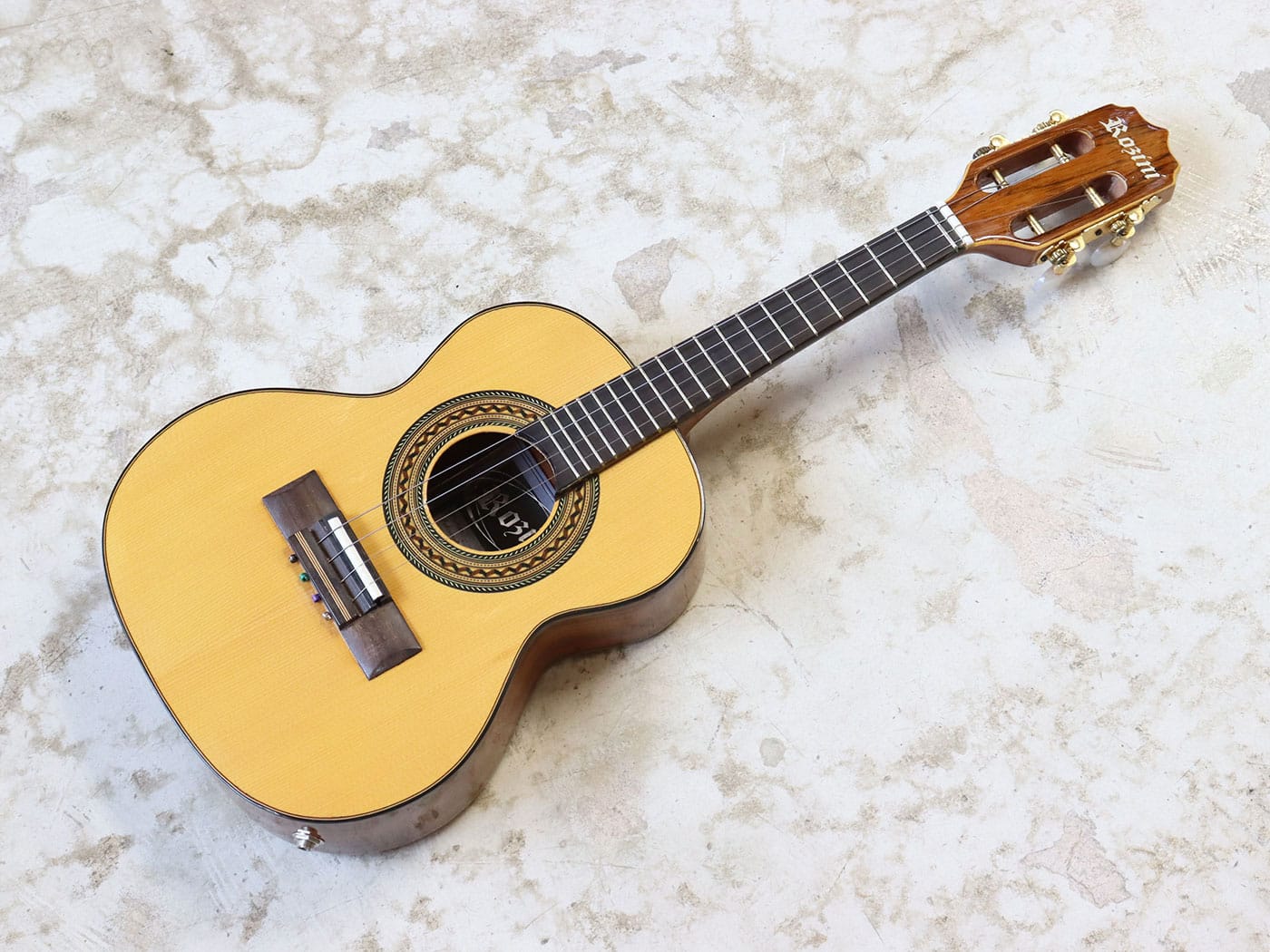 カバキーニョ Cavaco Cavaquinho Rozini ブラジル 楽器 カバキーニョ