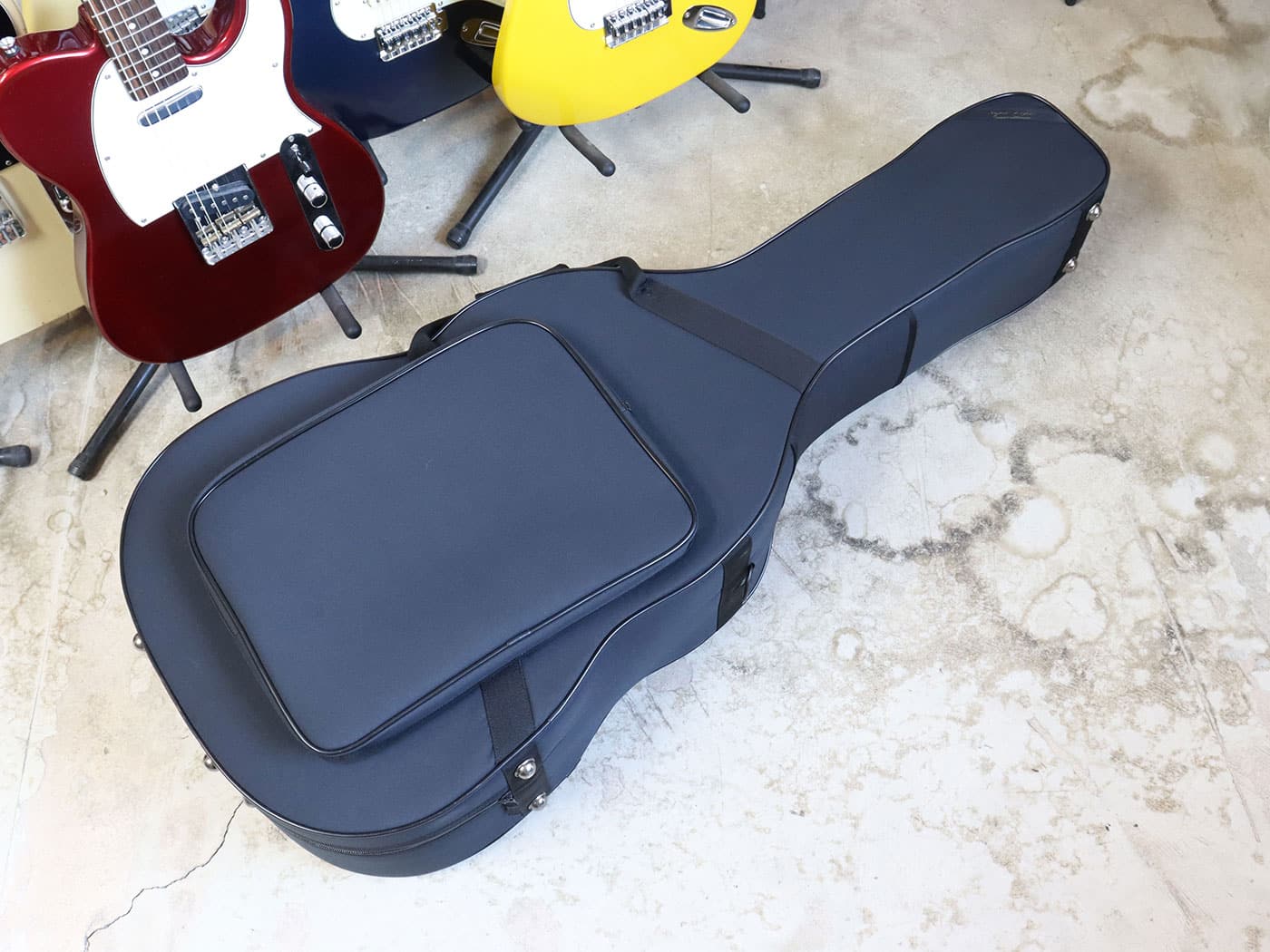 KC(Kyoritsu) SHB-130 エレキ ベース用 セミハードケース KC 『エレキ