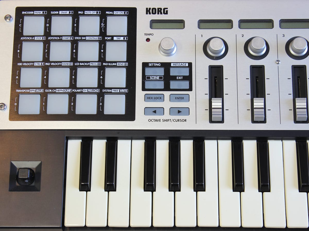 中古】KORG microKONTROL MIDIキーボード 37鍵 - 神奈川県の中古楽器店