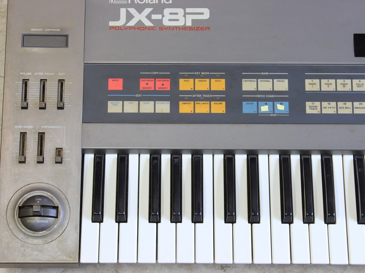 Roland JX-8P アナログシンセサイザー（ケース付き）