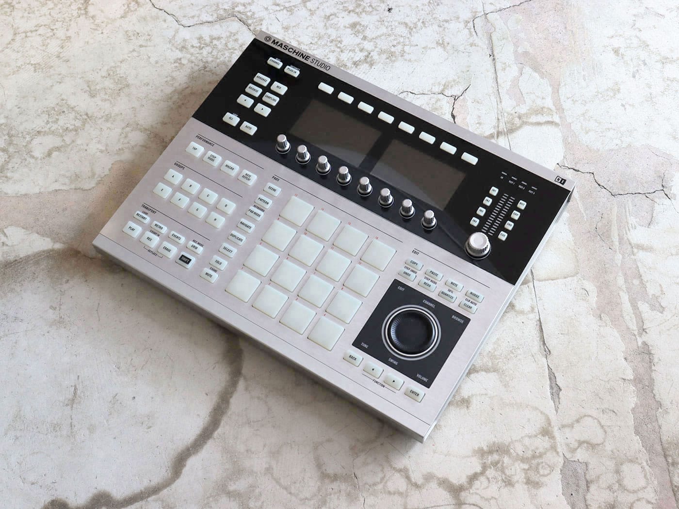 MASCHINE MK3（トランスファーID有り） ＋おまけ付き 中古 NATIVE