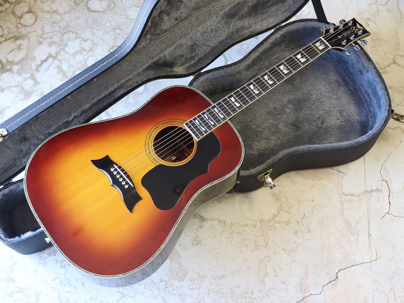 低価，2025 モーリス MG-30 アコースティックギター サンバースト 縦