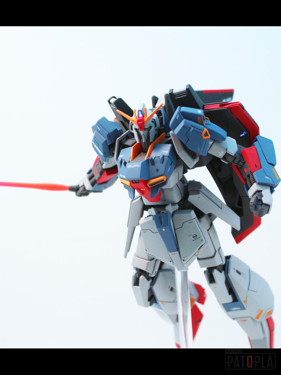 ガンプラMG HGまとめ売り ガンプラMG.HG組立済み8体