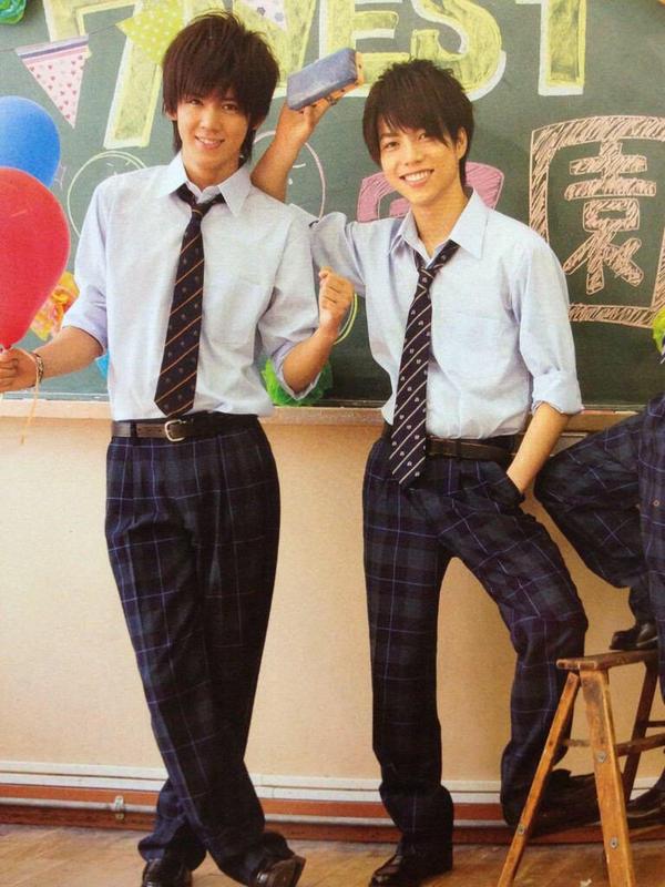 制服のこたしげ♪ #重岡大毅 #小瀧望 #ジャニーズWEST
