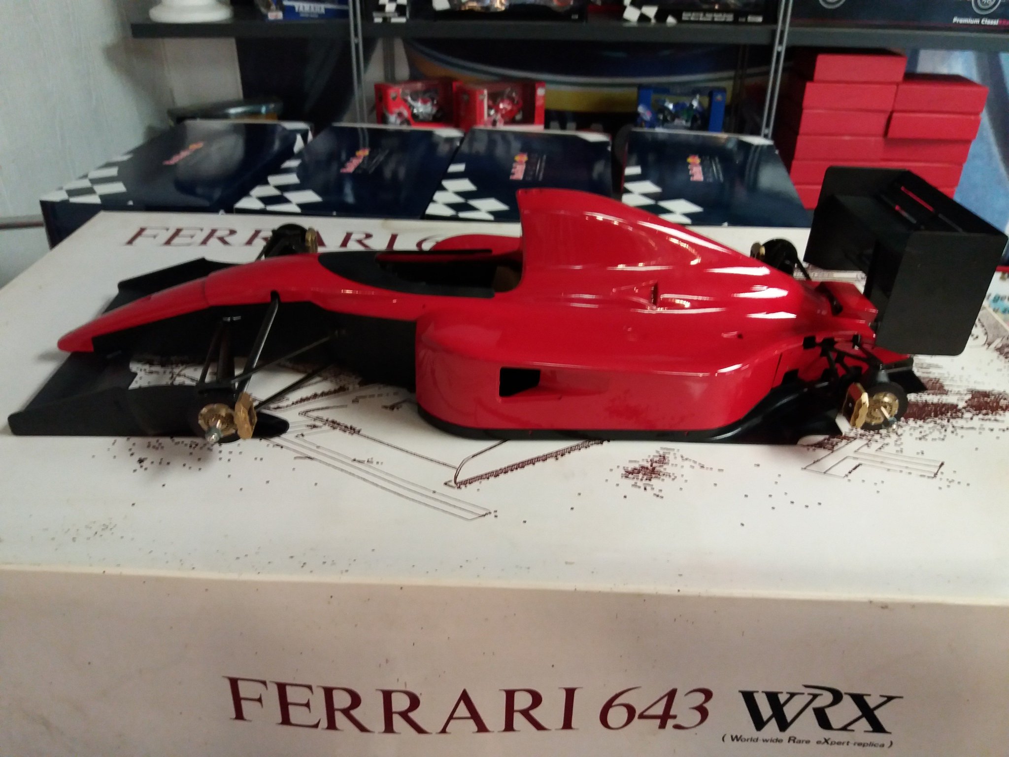 ロッソ1/8フェラーリ643 未組立保管品 ロッソ1/8フェラーリ643 未組立