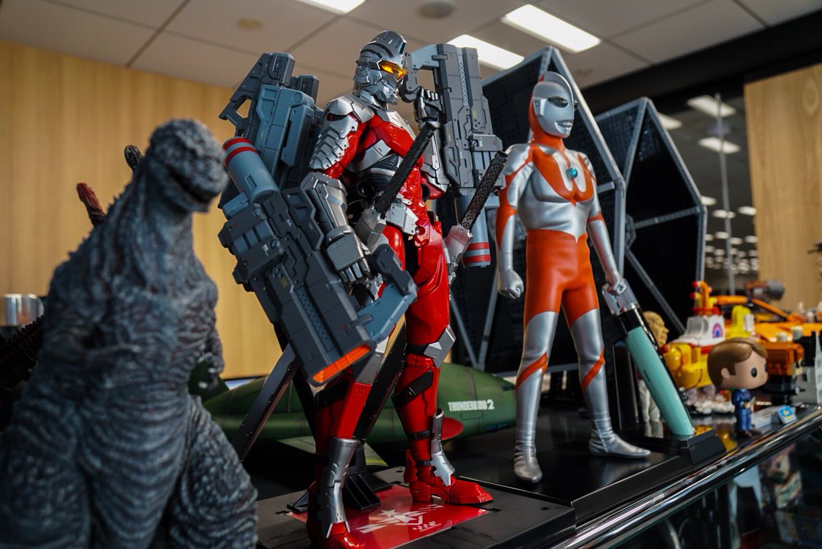 今日も微熱状態で仕様書を描いてたら、千値練さんからセブン(ULTRAMAN