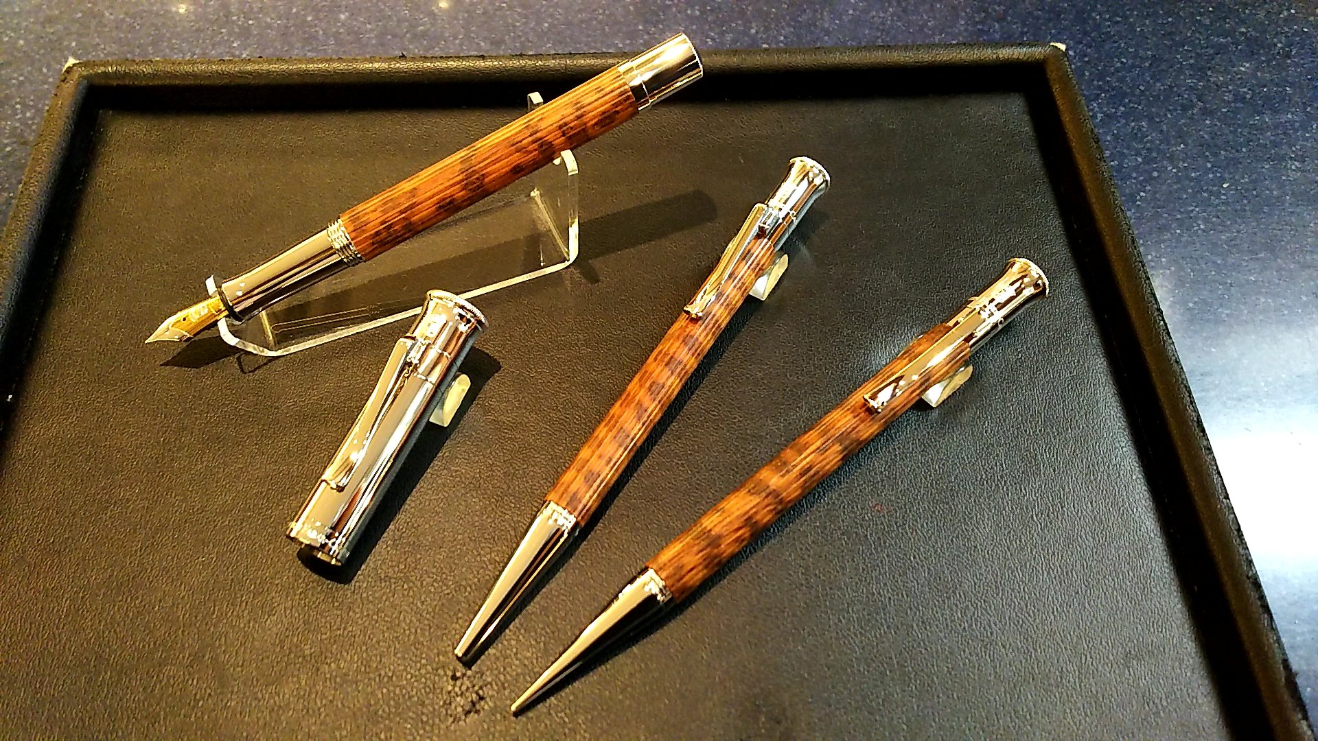 ファーバーカステル クラシック スネークウッド ボールペン 限定品