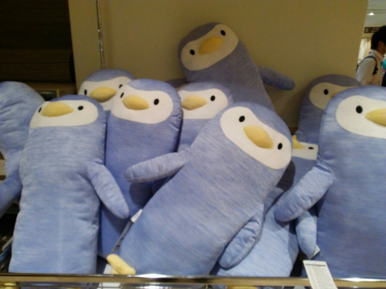 海外限定】 抱き枕 ペンギン ニトリ - ニトリ Nクール しー by 2016の