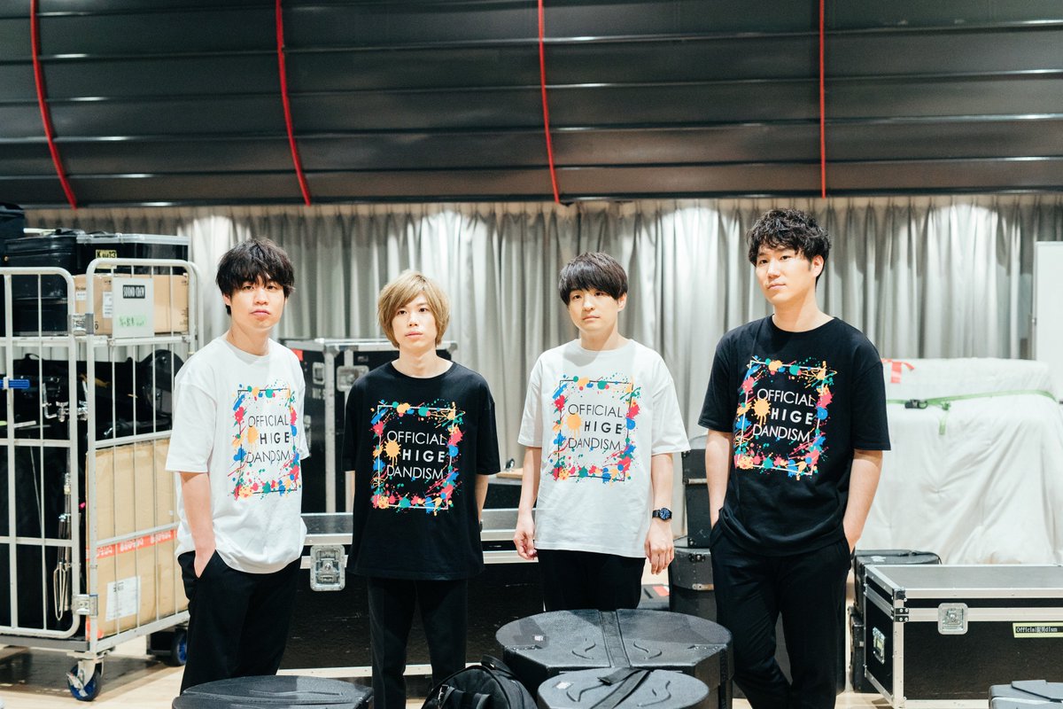 髭男 one-man tour 2019】 ▽ツアーTシャツ 写真1枚目着用サイズ：楢崎