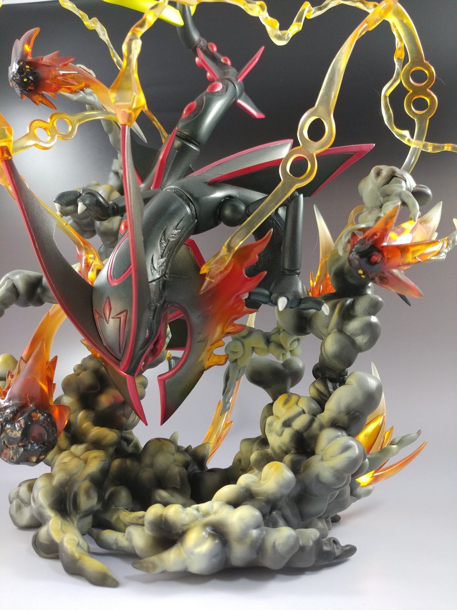 希少 世界1000個限定 メガレックウザ 色違い ポケモン モンコレ