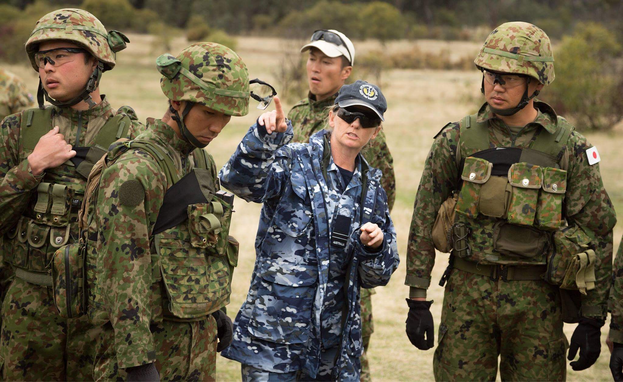 自衛隊 コンバットシャツ