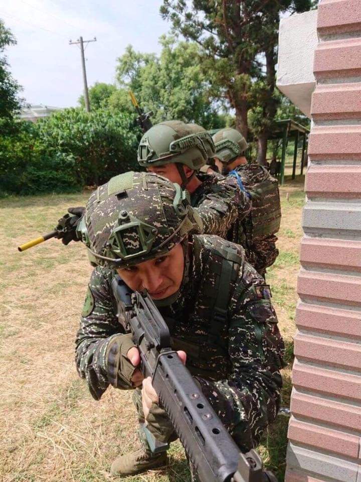 値下げしました 台湾軍 中華民国海軍陸戦隊装備セット