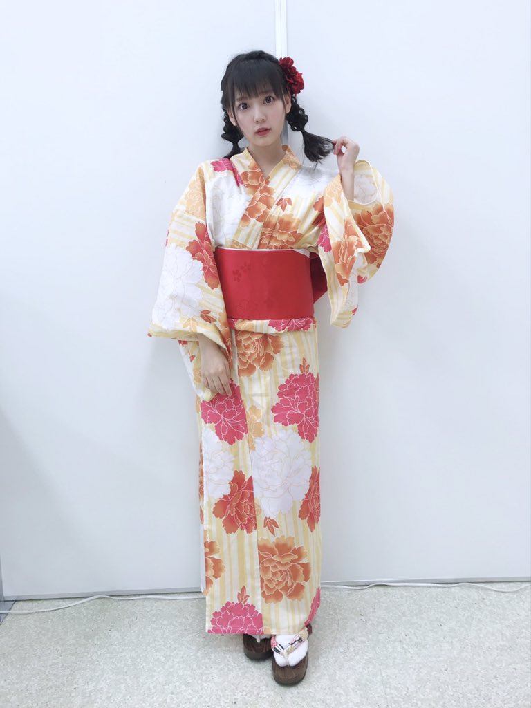 全身の写真…💭 浴衣では初めて着る色だったから新鮮だった☺️💗