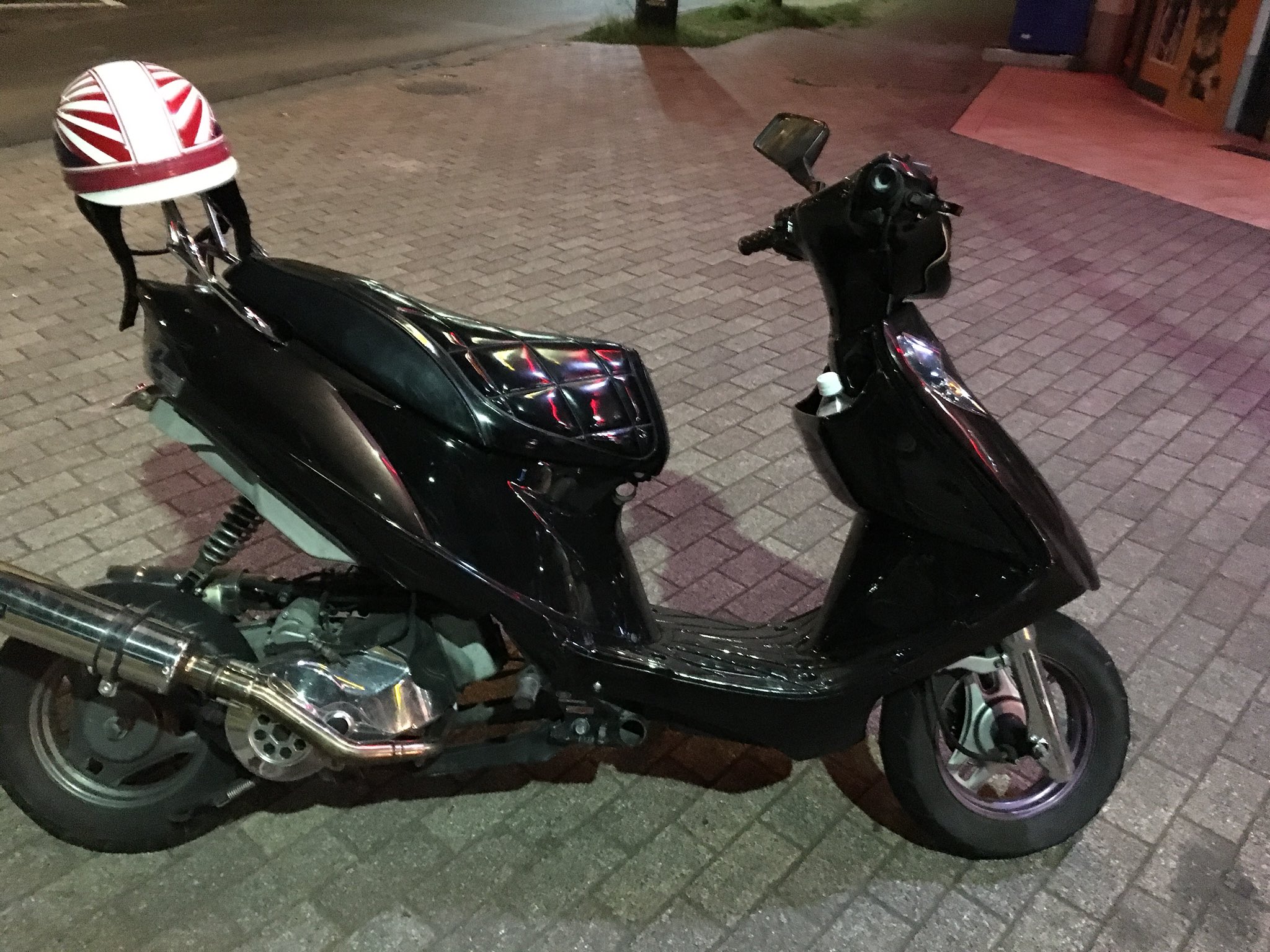 アドレスv125G 青赤イカリングヘッドライト +デビルマスクブラック