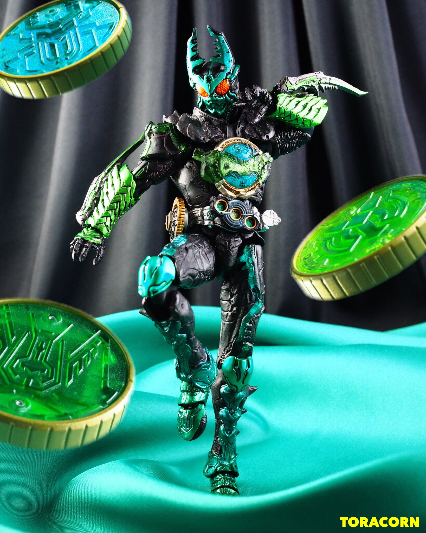 フィギュア S.I.C. 仮面ライダーオーズ ガタキリバ コンボ 「仮面