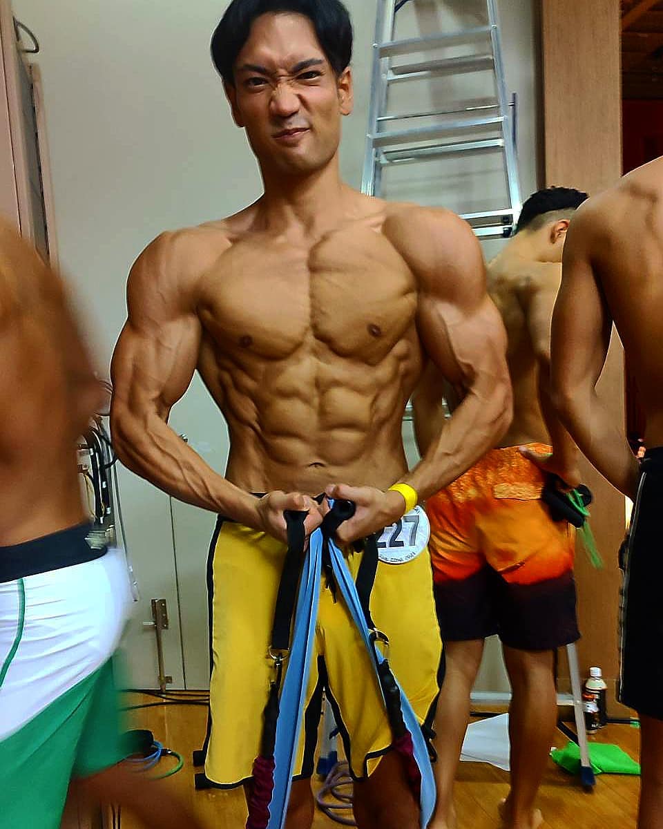 マッスルボディ像マッチョゴールドジム通いの方へ筋トレのお供に