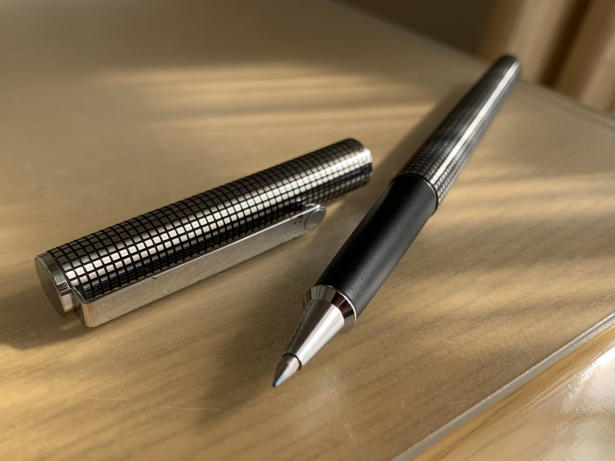 PILOT ローリート 格子蝕刻廃番廃盤 ボールペン laureate PILOT